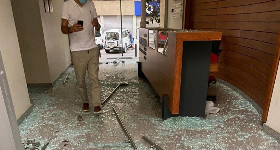 Die Räumlichkeiten der Bibelgesellschaft im Libanon wurden stark zerstört. Zerstörte Bibelgesellschaft in Beirut